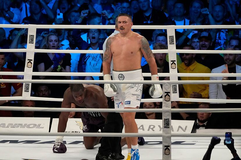 Oleksandr Usyk Becomes Heavyweight Champ