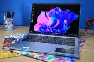 Acer Swift Go 14 (Best Mid-Range Laptop)